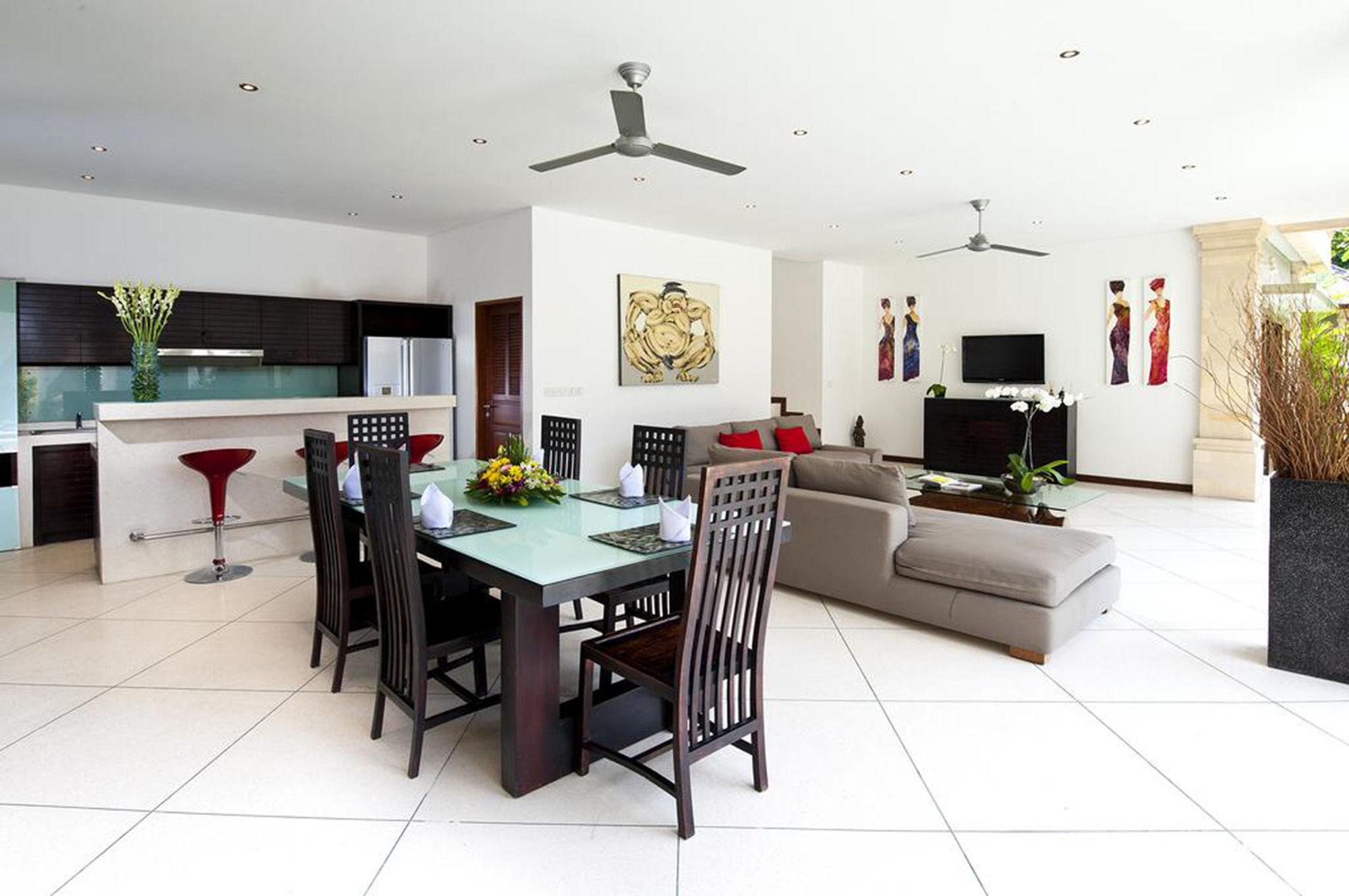 Zanissa * Seminyak (Bali)