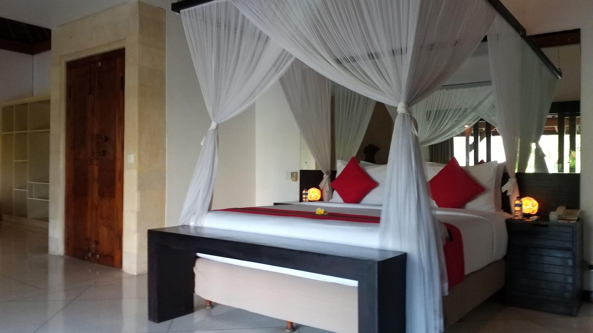 Zanissa * Seminyak (Bali)